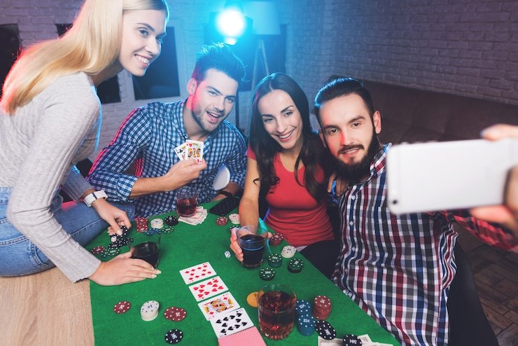 Koleksi permainan slot di gacor1945 termasuk Mahjong Ways dan Gates of Olympus